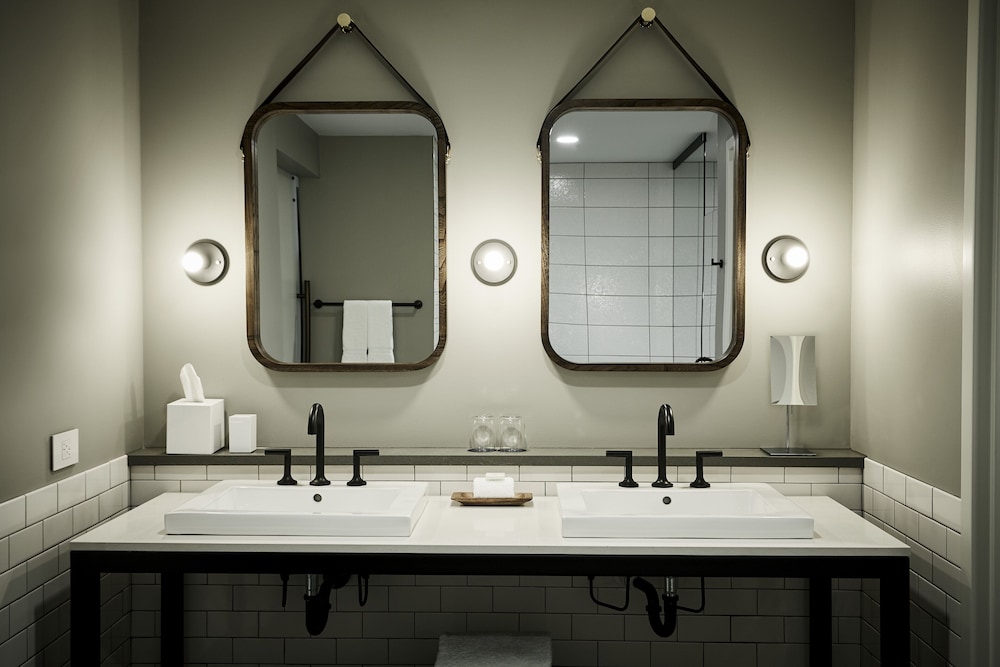 Hewing Hotel - photo 23