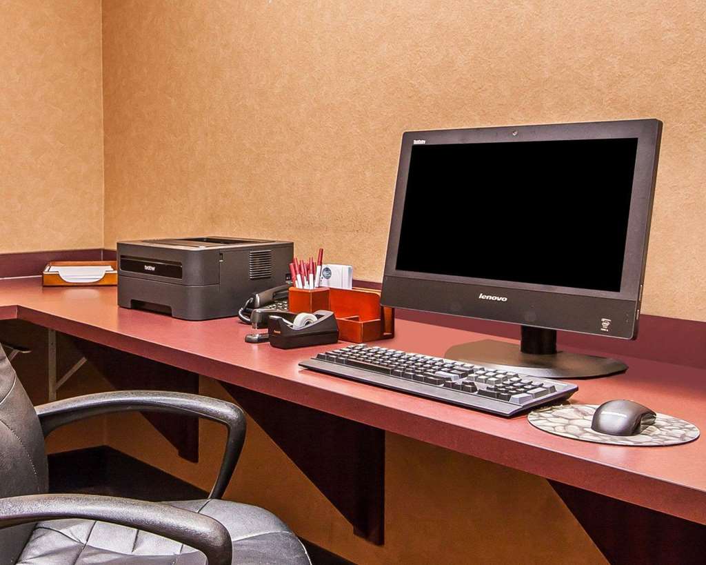 Comfort Suites Redmond Airport - photo 84