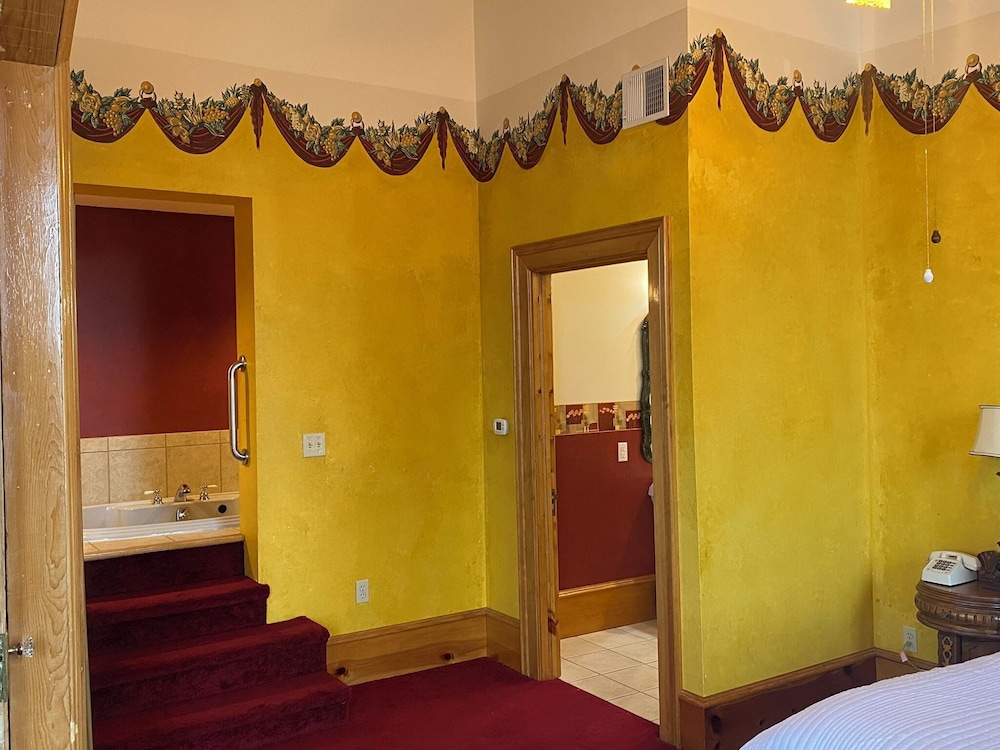 Decker Hotel - photo 48