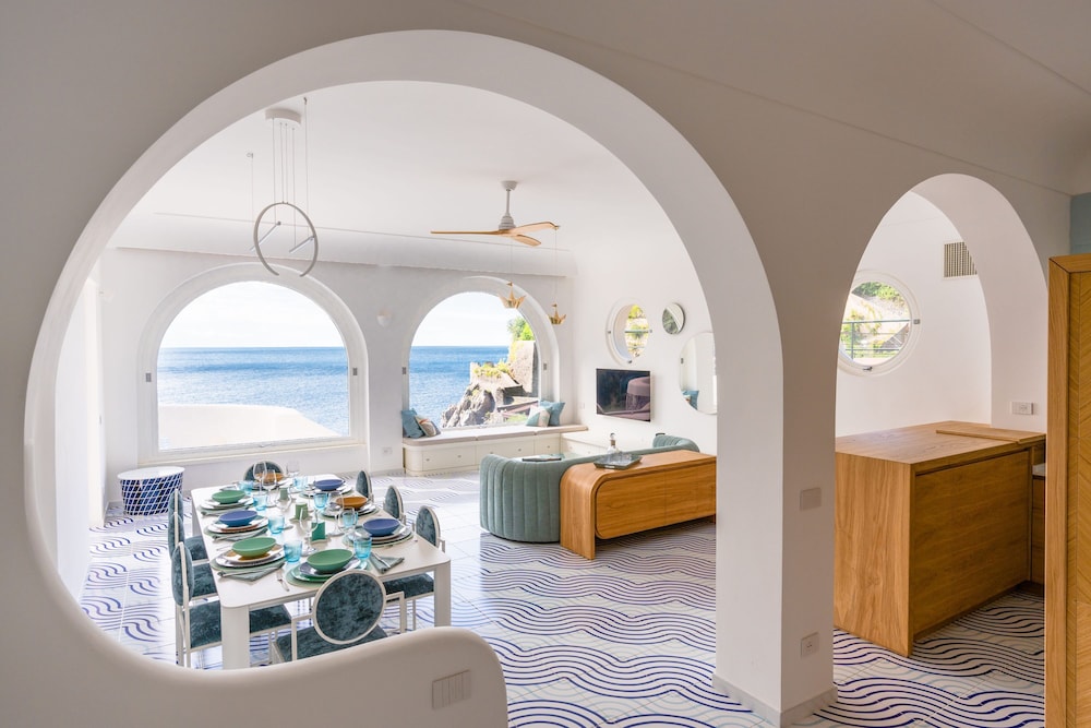 Villa Affresco by Myvillacollection — 4-Star Luxury Hotel in Maiori, Italy