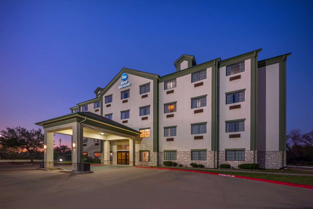 Best Western La Grange Inn & Suites - photo 10