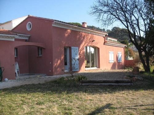 La voliere in Toulon, France