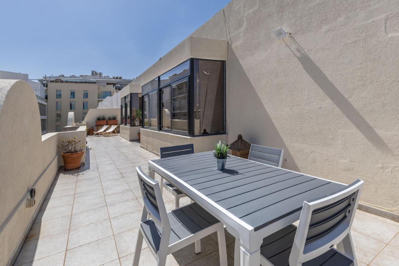 Large Terrace Penthouse Sliema — 4-Star Luxury Hotel in Sliema, Malta