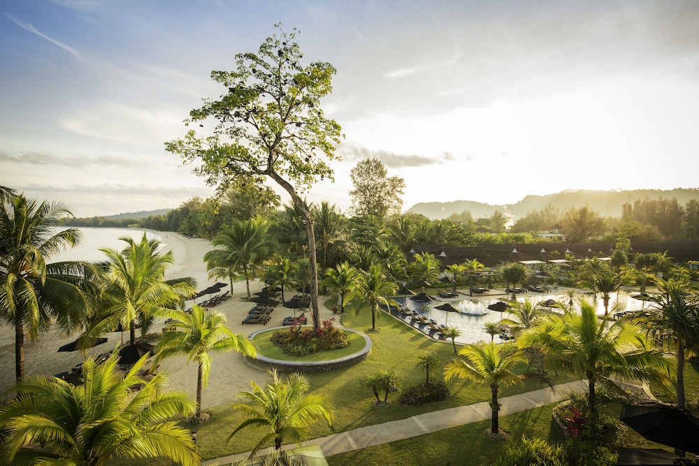 Robinson Khao Lak — 4-Star Luxury Hotel in Takua Pa, Thailand