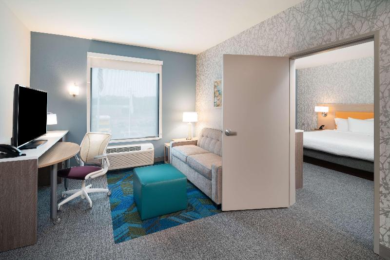 Home2 Suites by Hilton Brunswick - photo 11