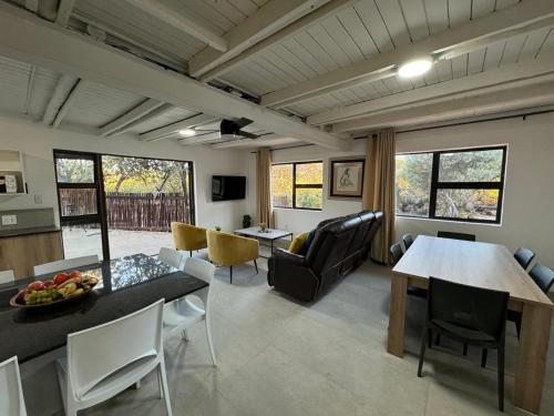 Mbekka Lodge Mabalingwe — 4-Star Luxury Hotel in Bela Bela, South Africa