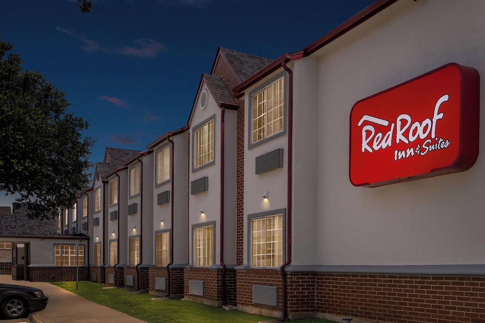 Red Roof Inn & Suites Euless DFW Airport Southwest - photo 34