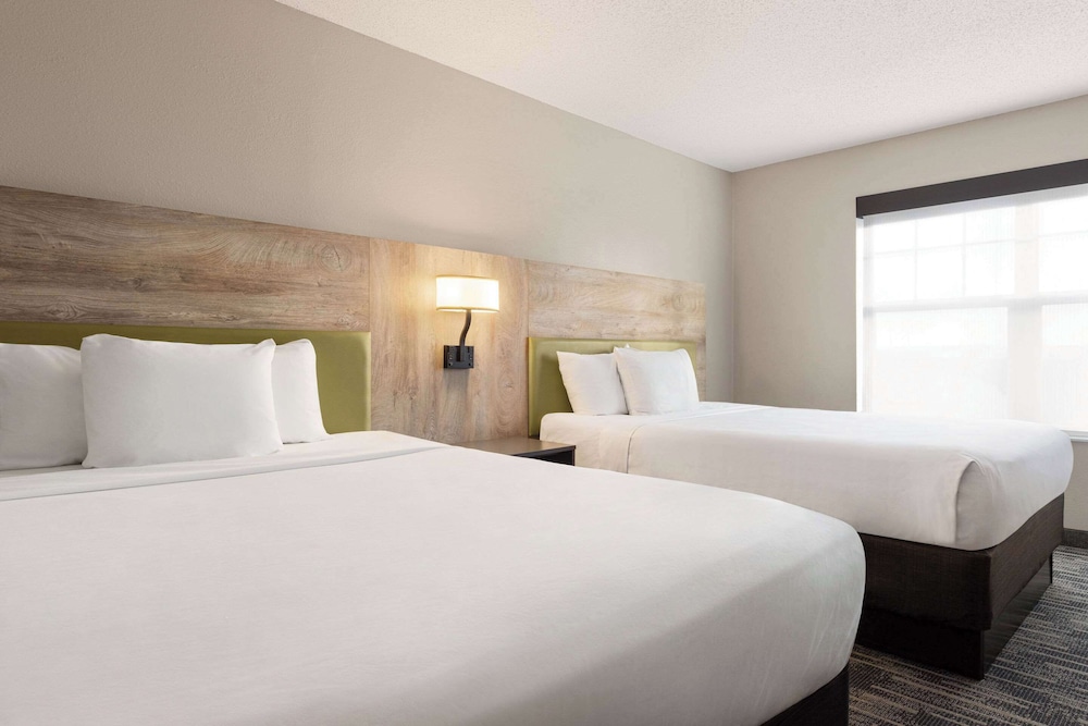 Country Inn & Suites by Radisson St. Cloud East MN - photo 29
