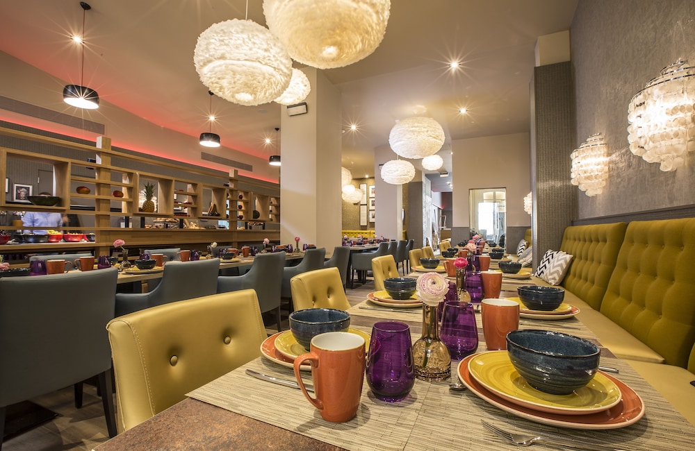 מזון ומשקאות