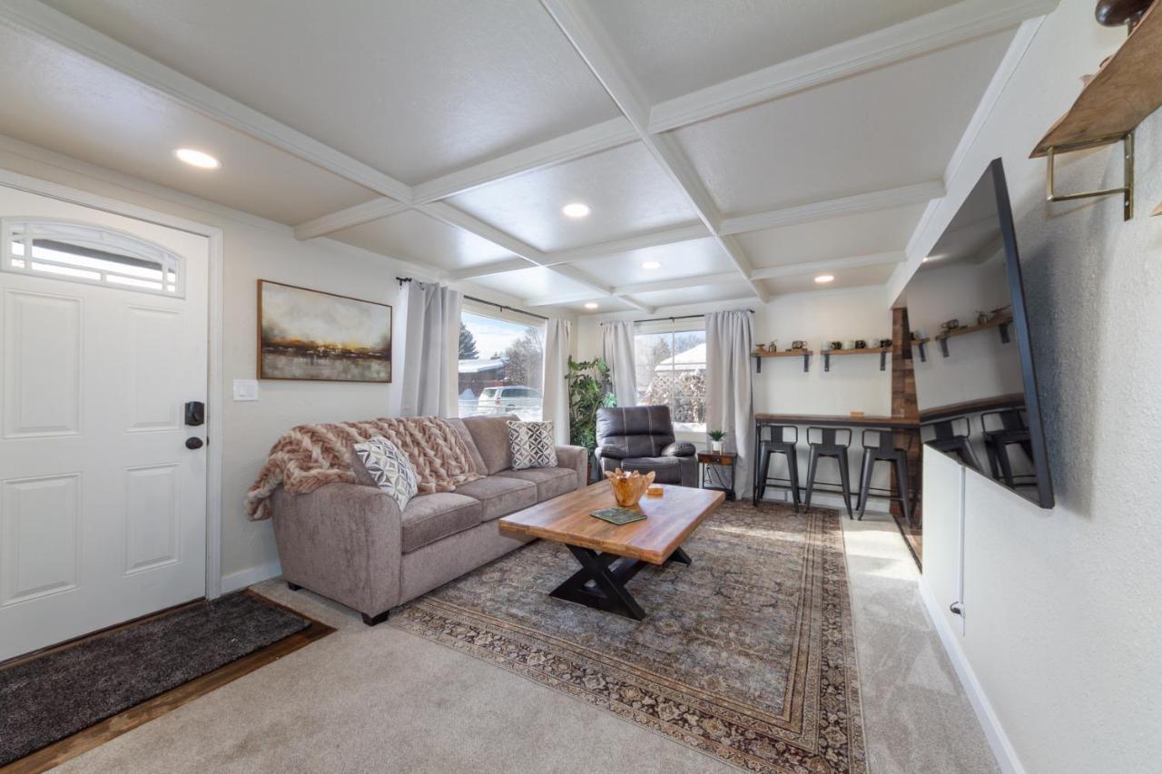Adorable 2 BD 1 BTH Home Minutes Away from Gonzaga — 4-Star Luxury Hotel in Spokane, United States