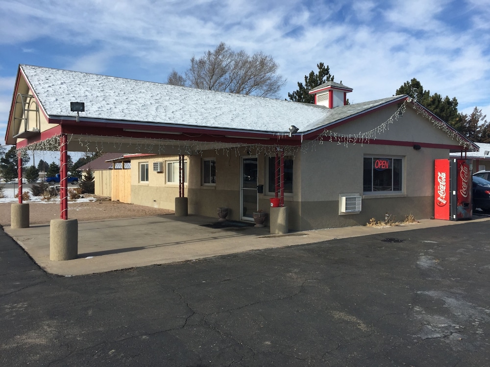 Budget Inn and Suites Colby - photo 47