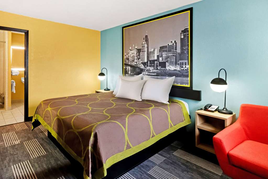 Super 8 by Wyndham Vandalia Dayton International Airport - photo 26