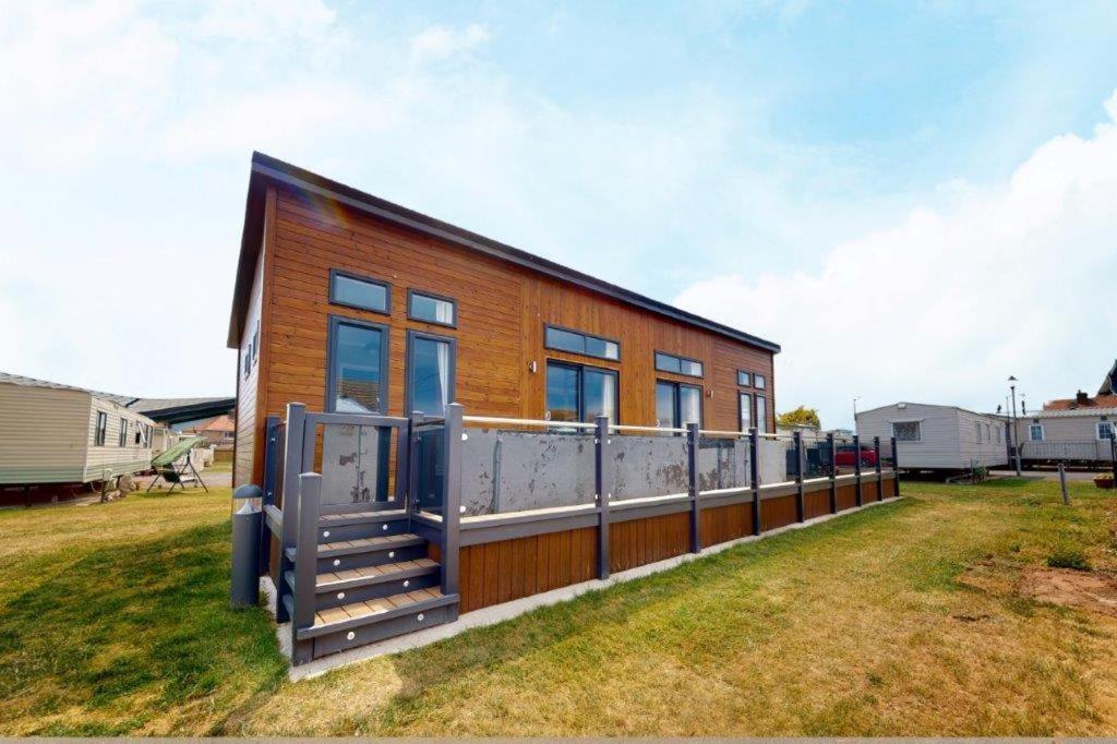 Pebble Beach Resort The Goodwood Lodge in Abergele, United Kingdom