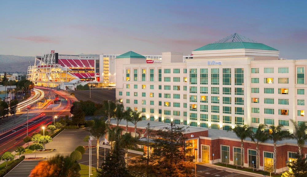 Hilton Santa Clara — 4-Star Luxury Hotel in Santa Clara, United States