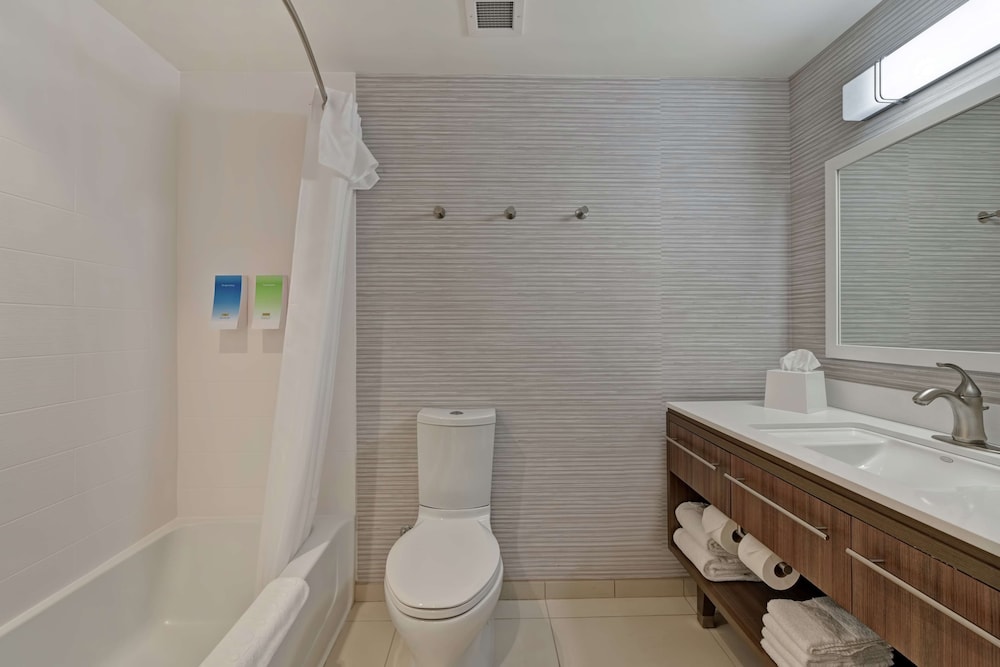 Home2 Suites by Hilton West Palm Beach Airport FL - photo 22