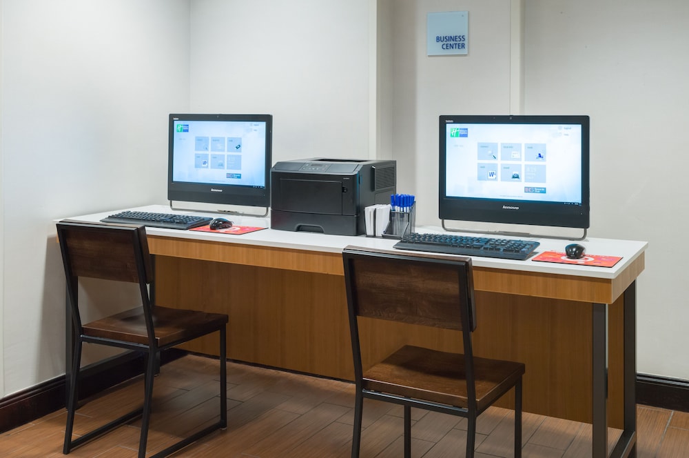 Holiday Inn Express New York City Times Square by IHG - photo 35