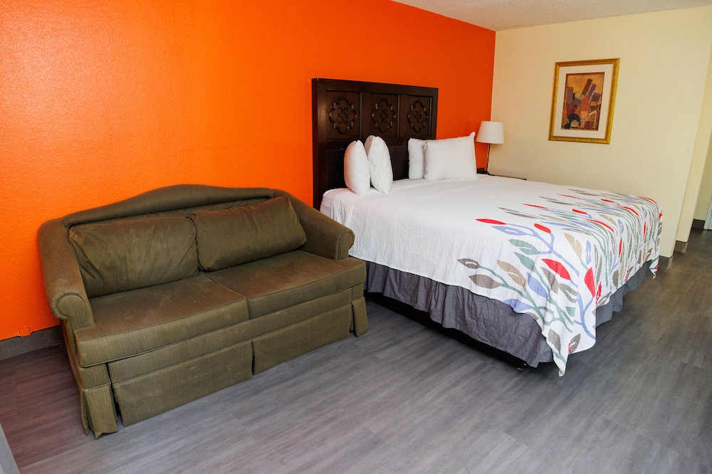 Garnet Inn & Suites Orlando - photo 54