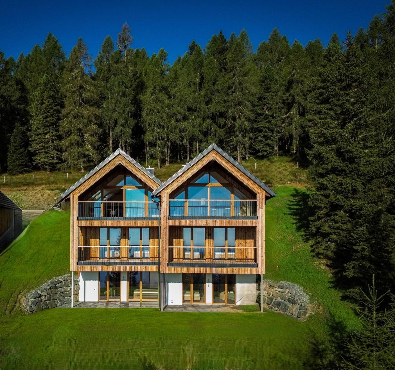 dasHuber Hochrindl - carbon neutral hotel in Unknown City