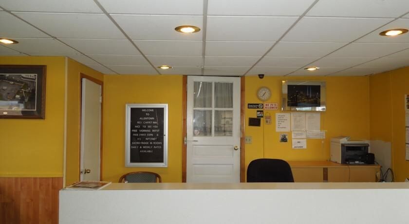 Red Carpet Inn Allentown Hausman Road - photo 2