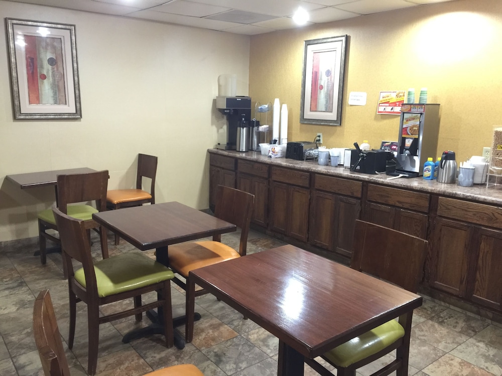 Fairview Inn & Suites - photo 19