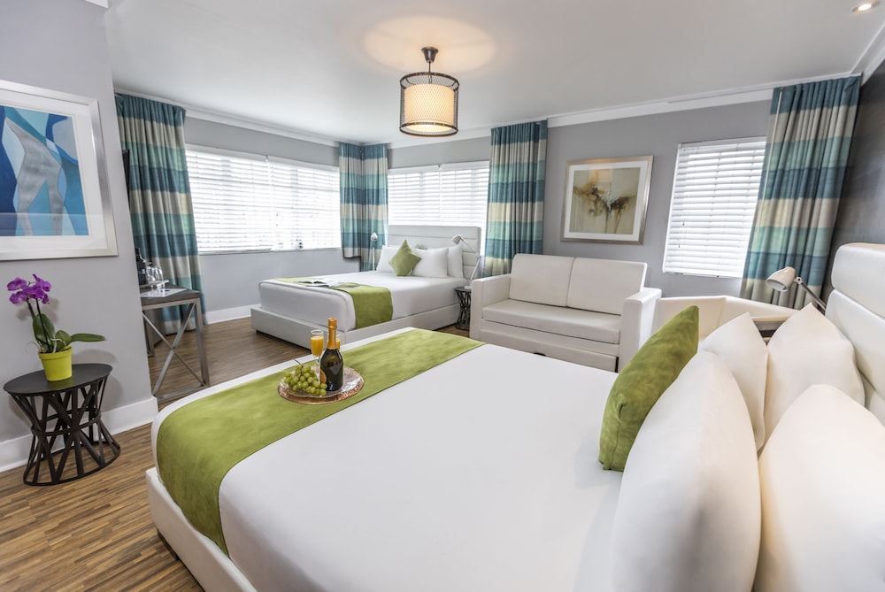 Chesterfield Hotel & Suites - photo 28