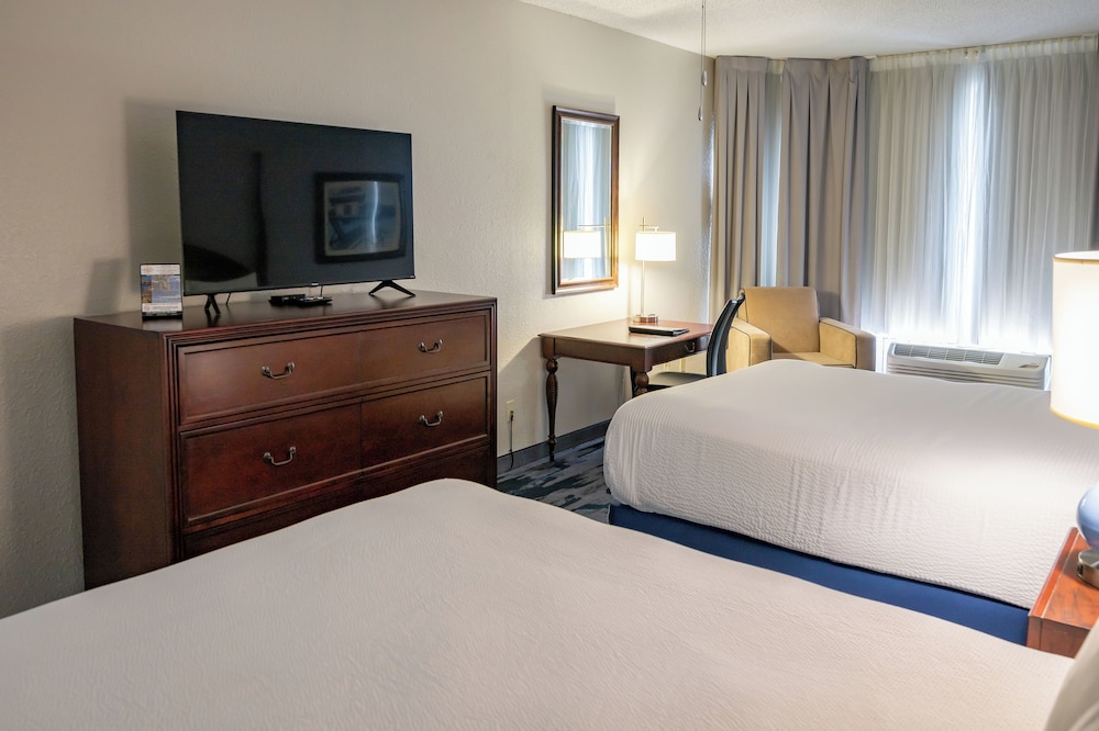 SummerPlace Inn Destin - photo 6