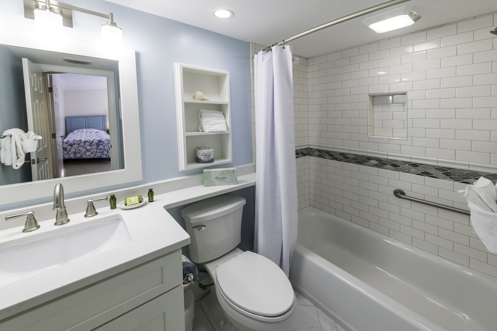 Sanibel Moorings Condo Resort - photo 17