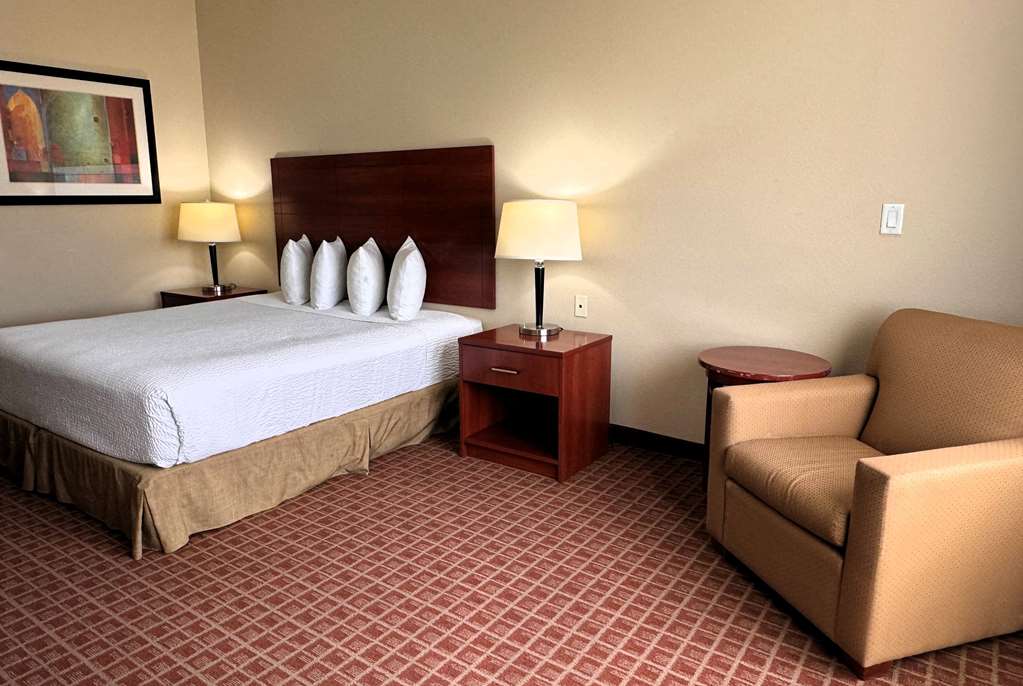 Ramada by Wyndham College Station - photo 20