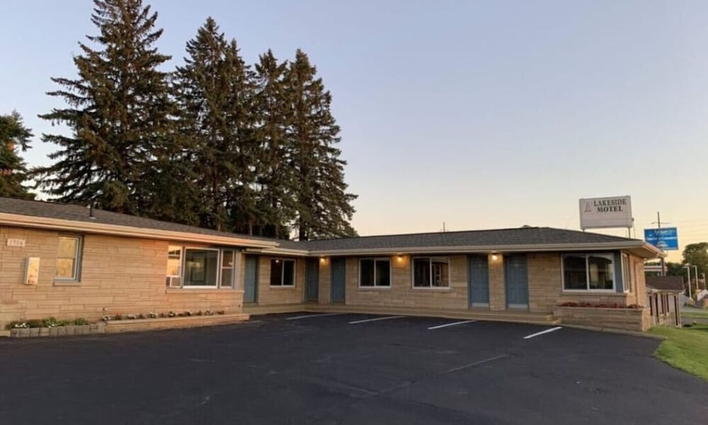 Lakeside Motel in Ashland, United States