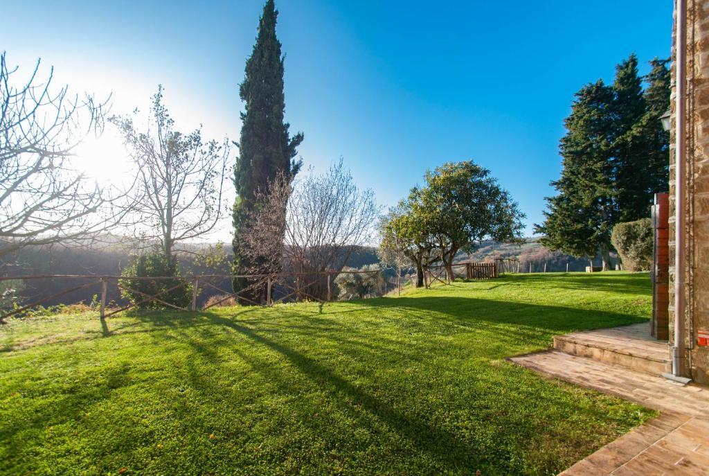 Antica Residenza Montereano — 4-Star Luxury Hotel in Gubbio, Italy