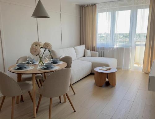 Espacio Shangrila.One - carbon neutral hotel in Uceda