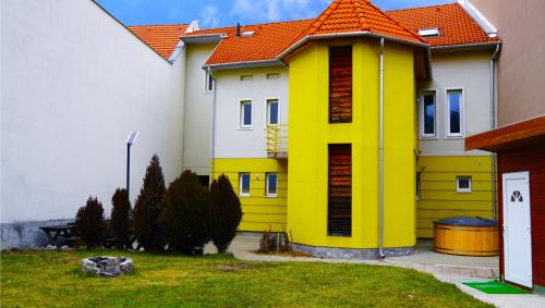 Pajkos Poni Vendeghaz in Miskolc, Hungary