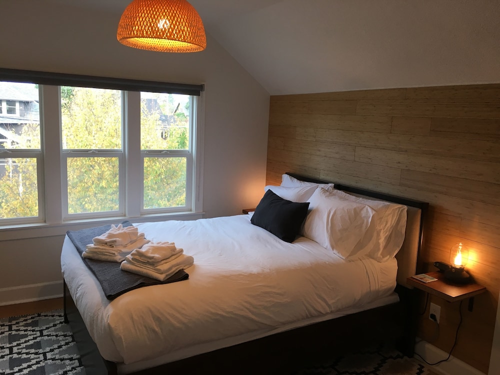 The Alberta Petite Hotel - photo 27
