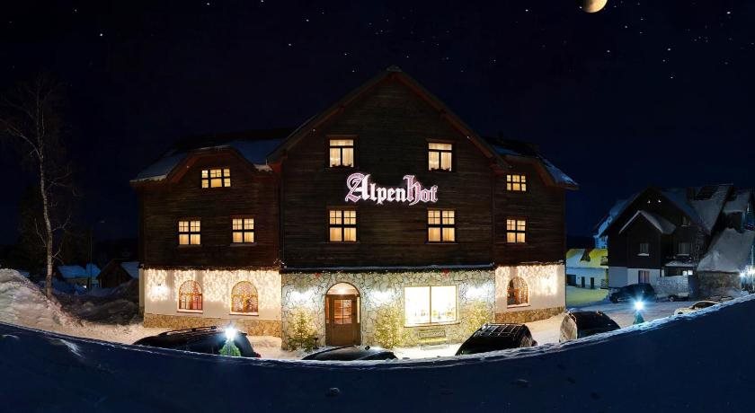 AlpenHof — hotel in Tashtagol