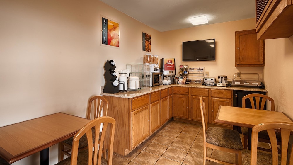 Super 8 by Wyndham McGehee - photo 43