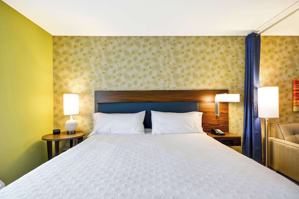 Home2 Suites by Hilton Opelika Auburn - photo 15