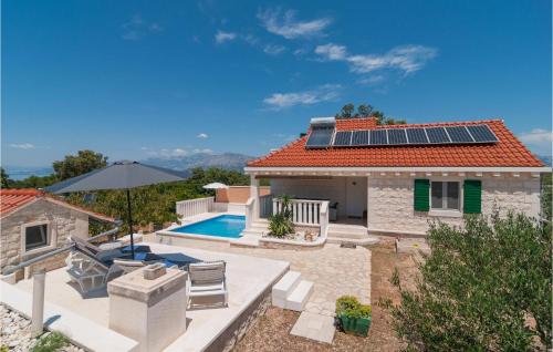 Cde118 — 4-Star Luxury Hotel in Pucisca, Croatia