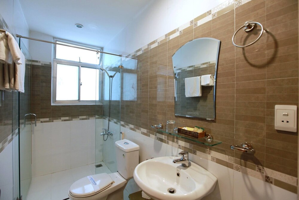 Lucky Star Hotel — hotel in Quan Bay