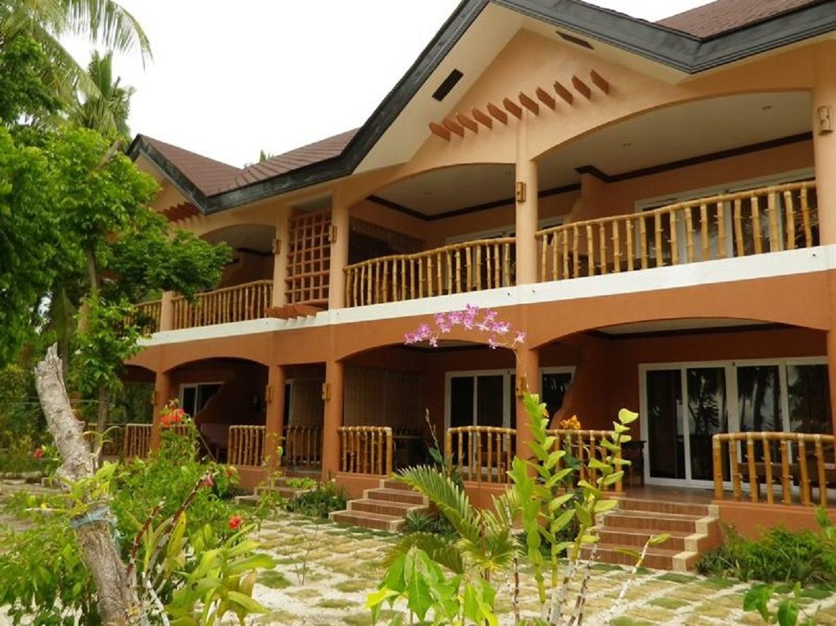Cocobana Beach Resort in Daanbantayan, Philippines