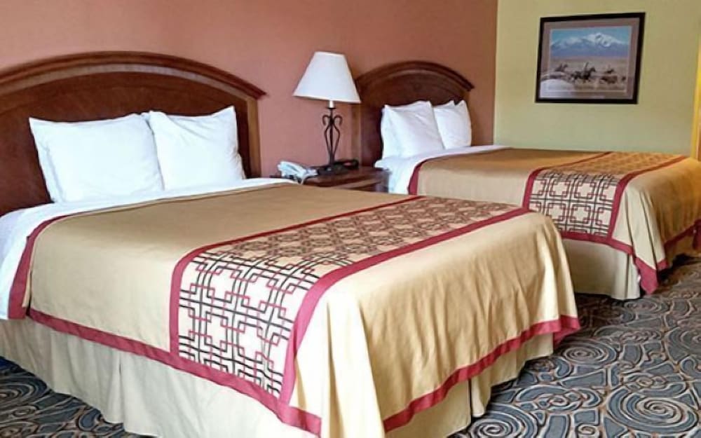 Ruidoso Mountain Inn - photo 6