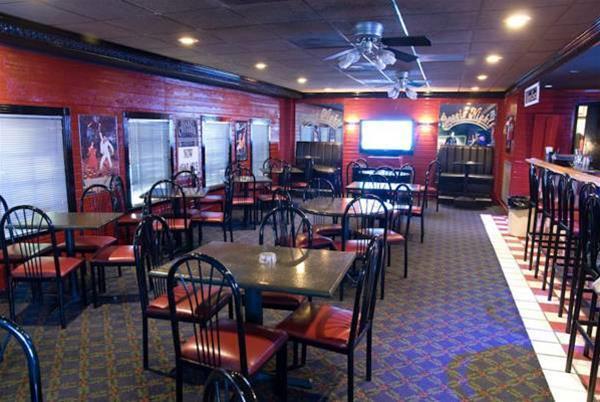 Old Hickory Inn Jackson - photo 17