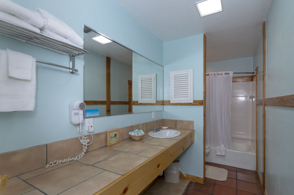 Pelican Bay Resort - photo 44