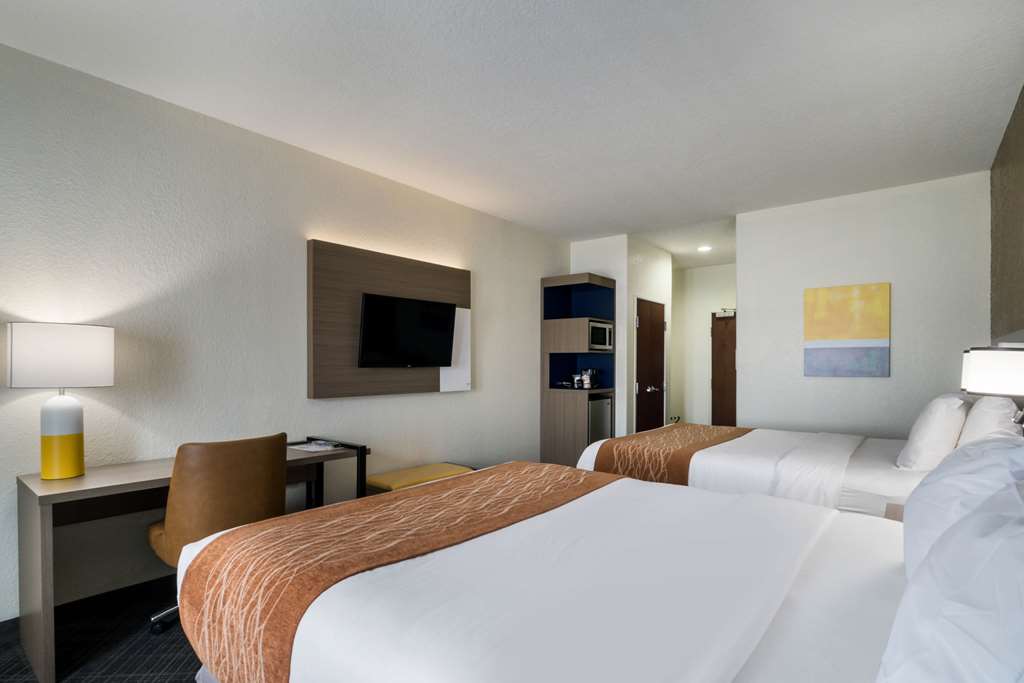 Comfort Inn & Suites Victoria North - photo 23