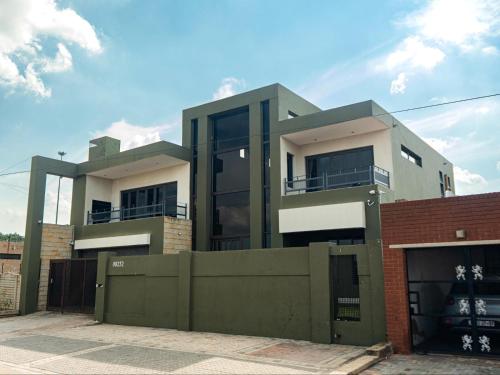 Soweto Boutique Hotel — Soweto