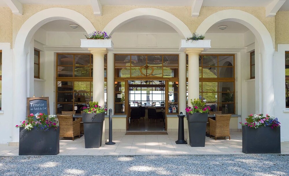 Hôtel des Princes — hotel in Publier