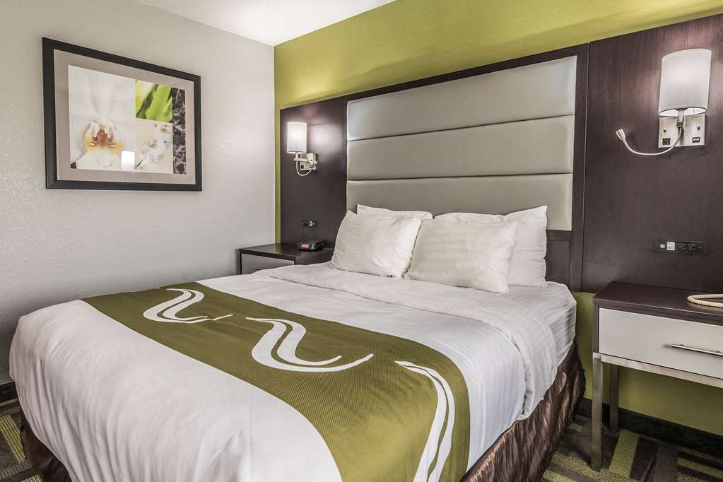 Quality Inn Grove City Columbus South - photo 21
