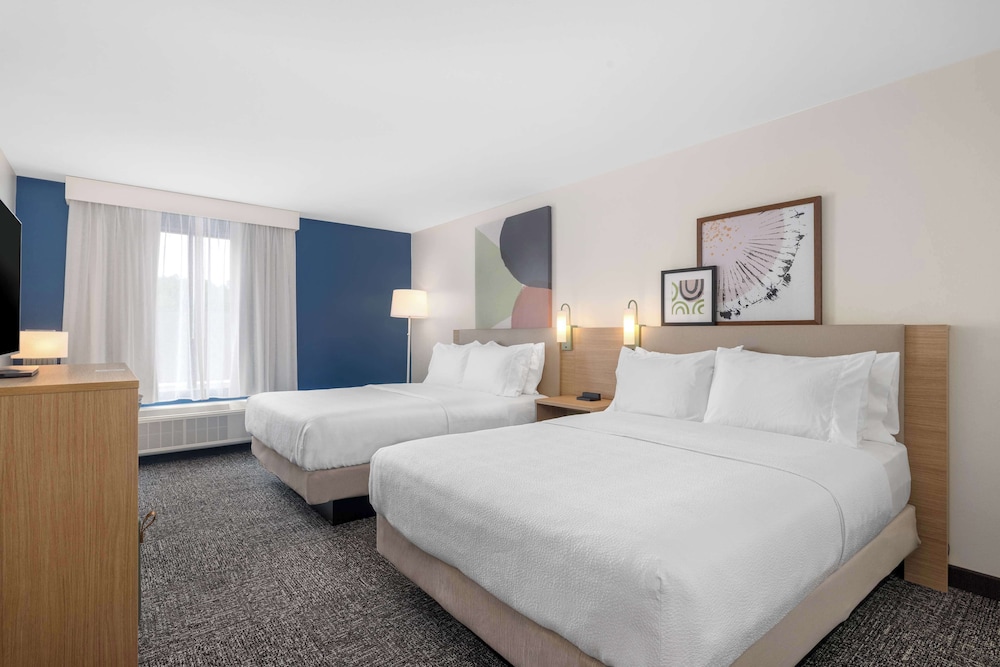 Spark by Hilton Fredericksburg Southpoint - photo 10