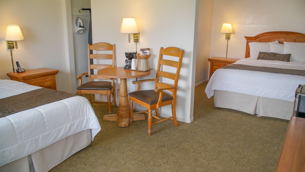 San Simeon Lodge - photo 25