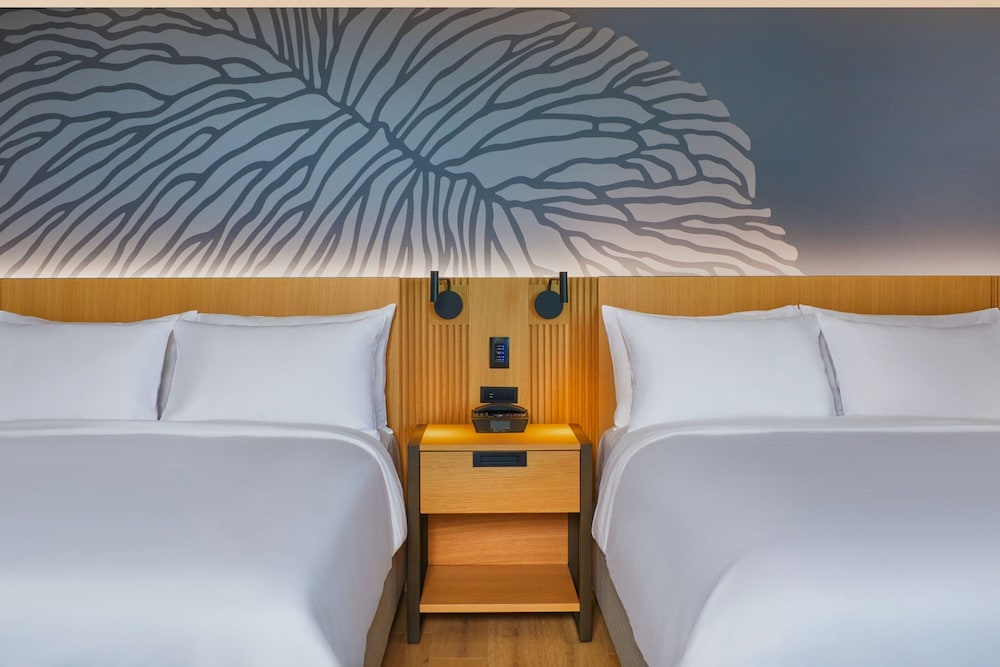 Renaissance Honolulu Hotel & Spa - photo 12