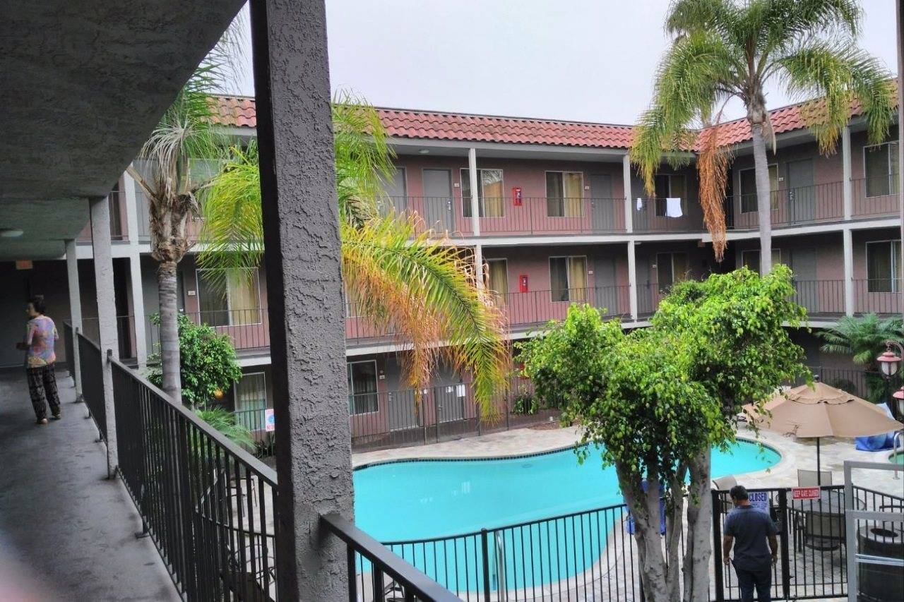 Days Inn and Suites Sea World - photo 16